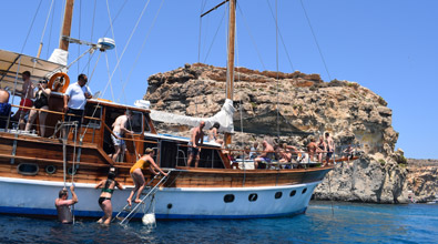 malta-ausflug-pool-party