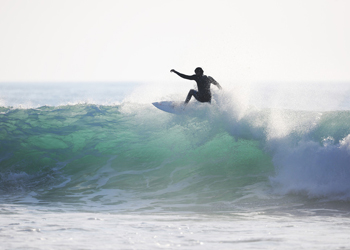 Die perfekten Natürlichen Bedingungen, sind ein muss für ein gutes Surfcamp
